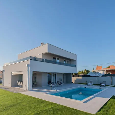 Luxury With A Swimming Pool Vrsi, Zadar - 22762 Вилла *