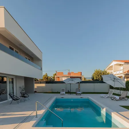 Вилла Luxury With A Swimming Pool Vrsi, Zadar - 22762