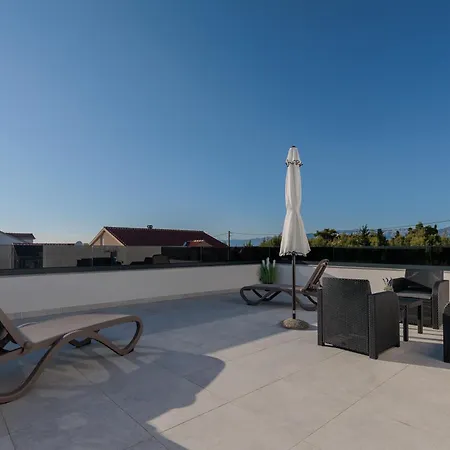 Luxury With A Swimming Pool Vrsi, Zadar - 22762