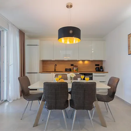 Luxury With A Swimming Pool Vrsi, Zadar - 22762